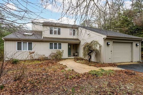 303 Turtleback Rd, Barnstable, MA, 02648 | Card Image
