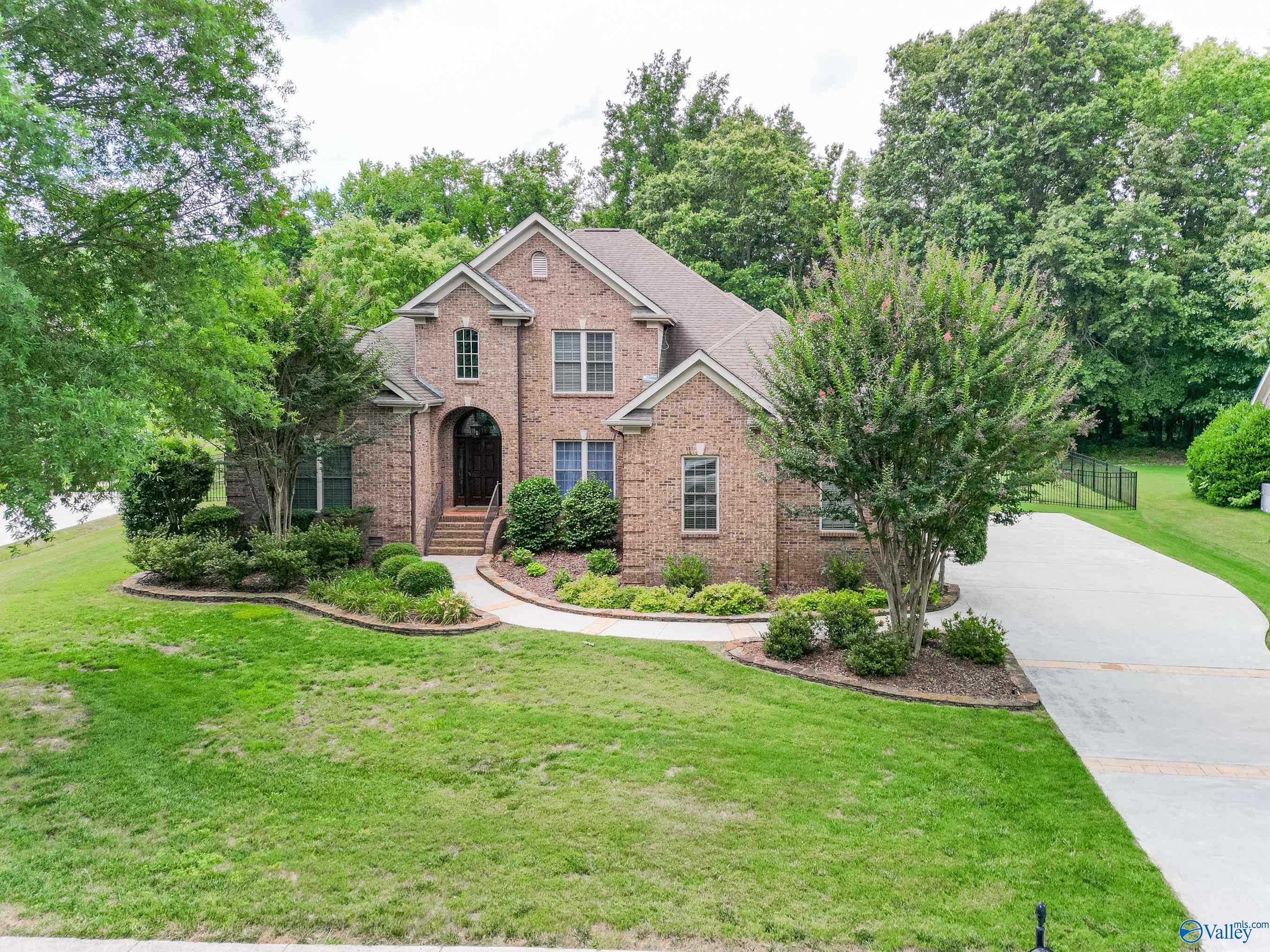 Stonecroft Dr, Madison, AL 35757