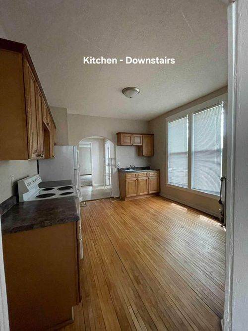 690 Conway St, Saint Paul, MN, 55106-5506 | Card Image