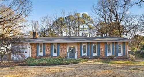 3305 Doncaster Rd, Virginia Beach, VA, 23452-5919 | Card Image