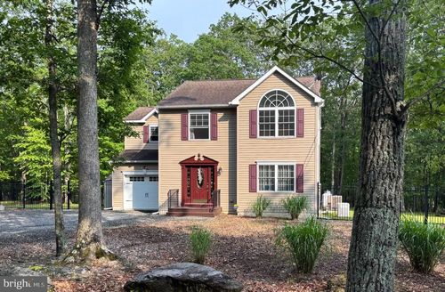 287 Sunrise Dr, Henryville, PA, 18332-7873 | Card Image