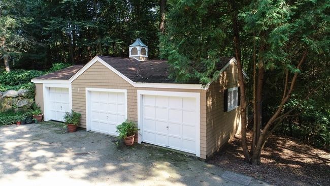 59 Dodges Row, House other with 3 bedrooms, 3 bathrooms and 6 parking in Wenham MA | Image 37