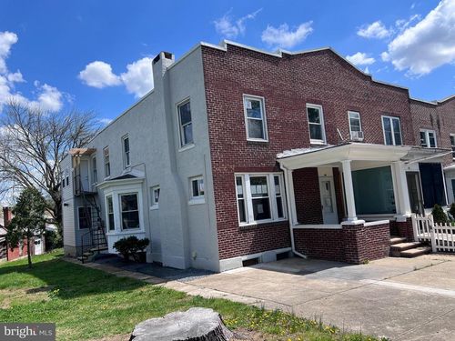 2fl-307 Fairview St, READING, PA, 19605-2925 | Card Image