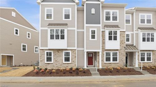 101-4301 Abercorn Dr, Suffolk, VA, 23435-3918 | Card Image