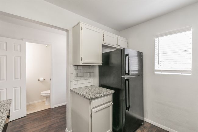 Refrigerator included | Image 12