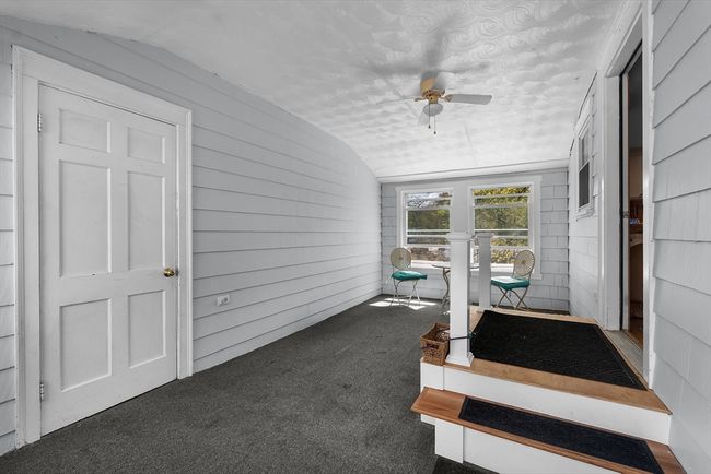 6 Garden St, House other with 3 bedrooms, 2 bathrooms and 3 parking in Woburn MA | Image 21