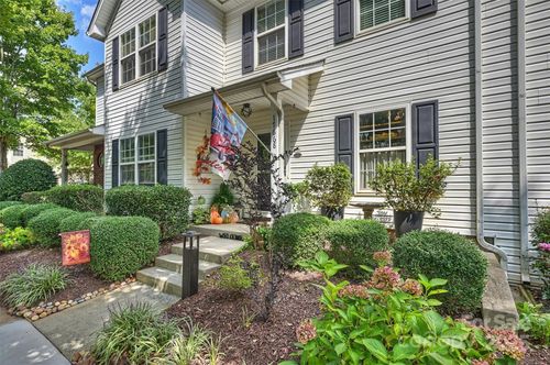 17668 Caldwell Track Dr, Cornelius, NC, 28031-8131 | Card Image