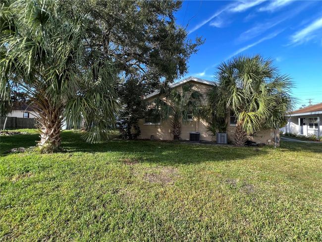 2102 W Palmetto St, Home with 4 bedrooms, 2 bathrooms and null parking in TAMPA FL | Image 15