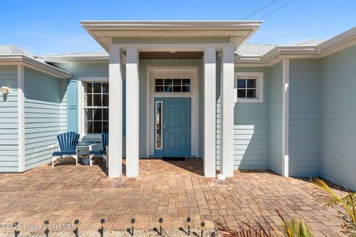 1139 S Brevard Ave, Cocoa Beach, FL, 32931-2411 | Card Image
