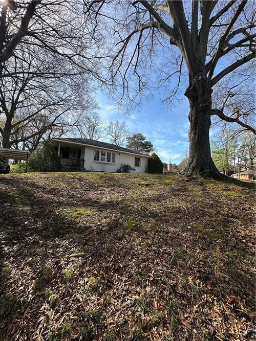 2484 Sylvan Ter, Atlanta, GA, 30344-2849 | Card Image