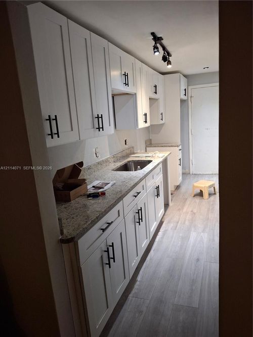208-3660 Ne 166th St, North Miami Beach, FL, 33160 | Card Image