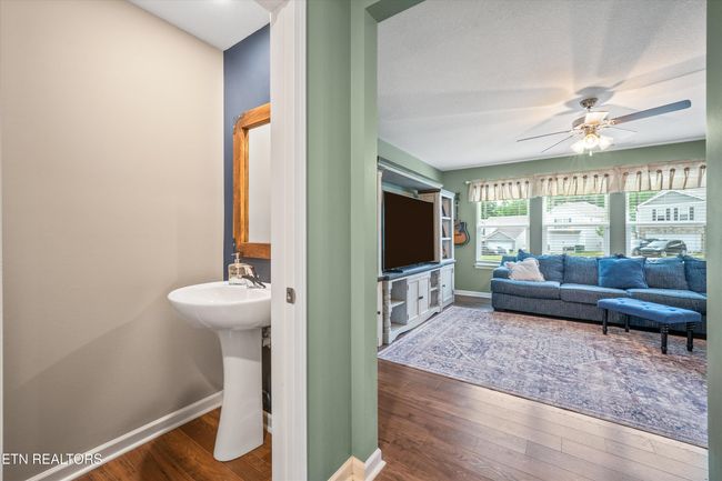 9502 Joy Denise Ln, House other with 3 bedrooms, 3 bathrooms and null parking in Heiskell TN | Image 5