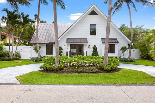 18 Hersey Dr, Ocean Ridge, FL, 33435-7017 | Card Image