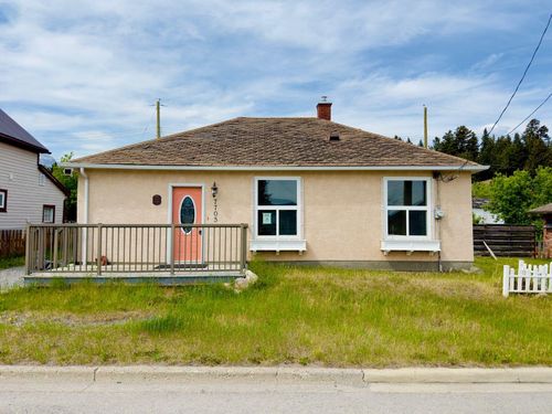 7705 23 Ave, Coleman, AB, T0K0M0 | Card Image