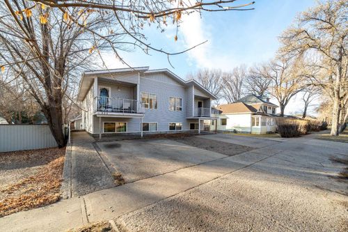 131 3 St Nw, Medicine Hat, AB, T1A6K5 | Card Image