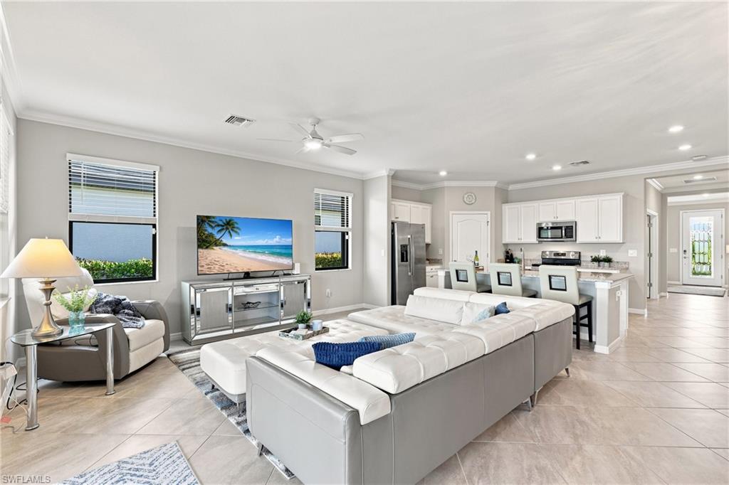Residential in ESTERO 4