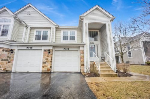 9056 W Heathwood Cir, Niles, IL, 60714-5801 | Card Image
