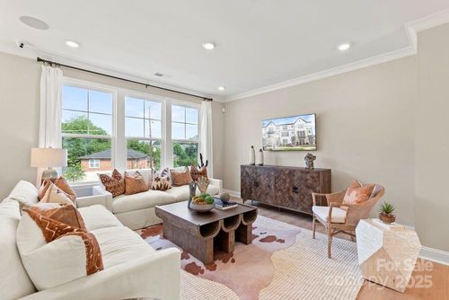 9444 Senator Royall Dr, Charlotte, NC, 28262-6553 | Card Image