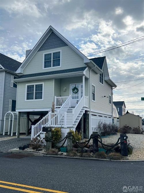 143 S Bayside Rd, Lavallette, NJ, 08735-3304 | Card Image