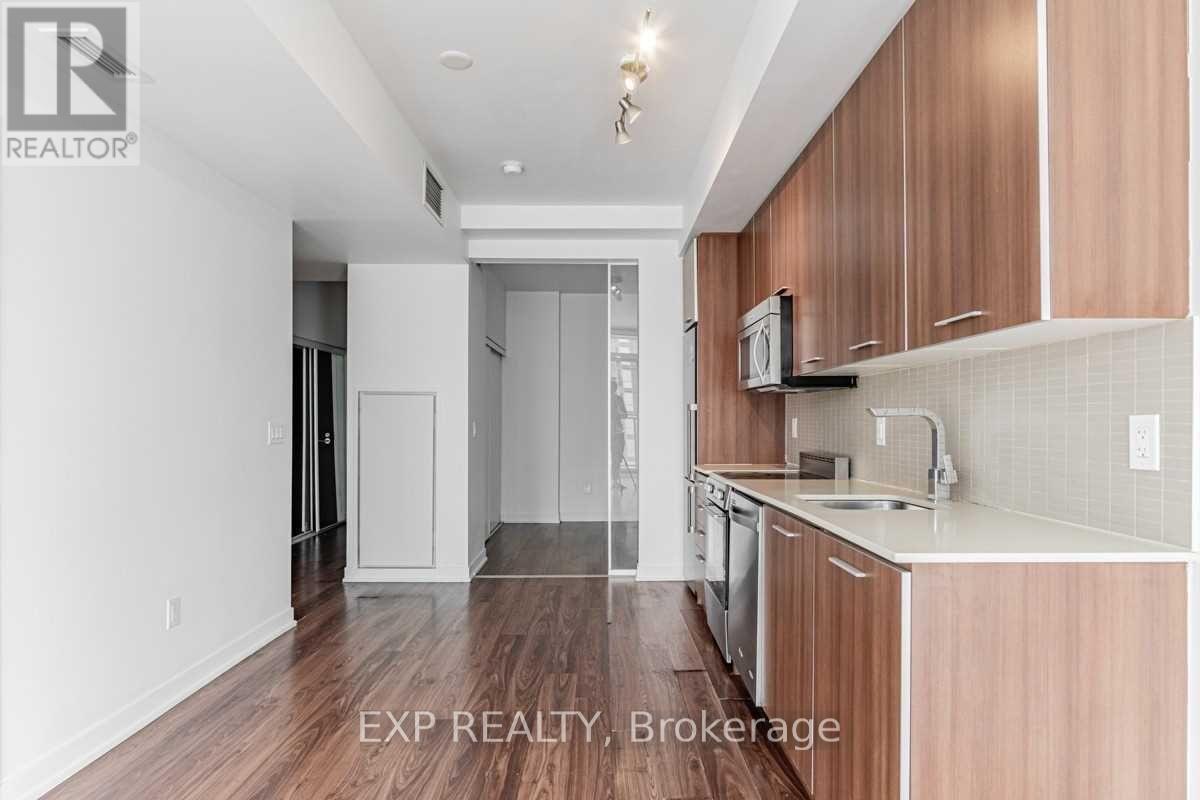Residential Lease in Toronto (Moss Park) 5