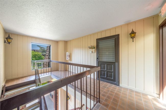 5 - 7 Briarcliff Dr S, Condo with 2 bedrooms, 2 bathrooms and 1 parking in Ossining NY | Image 8