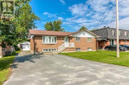 139 Garson Coniston Rd, Garson, ON, P3L1G5 | Card Image