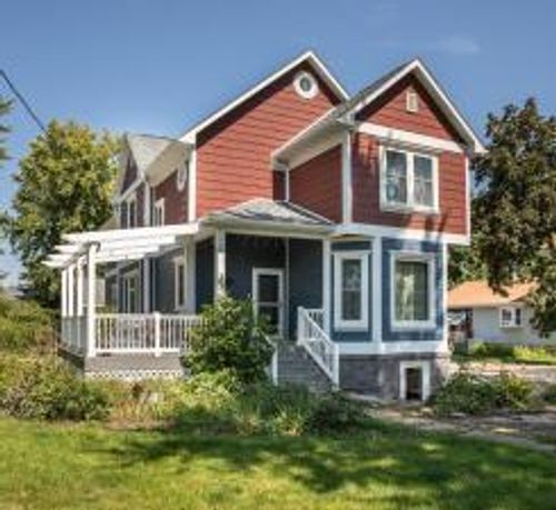 202 Pine St, Lyle, MN, 55953 | Card Image