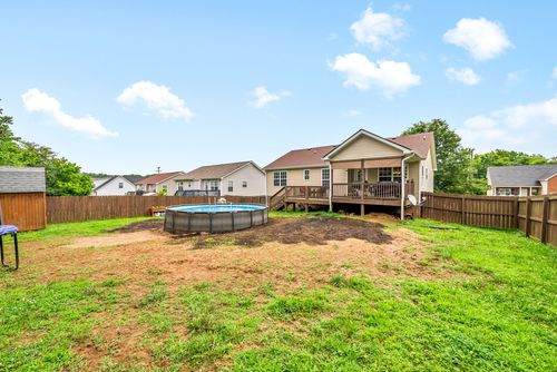 3402 Queensbury Rd, Clarksville, TN, 37042-8135 | Card Image