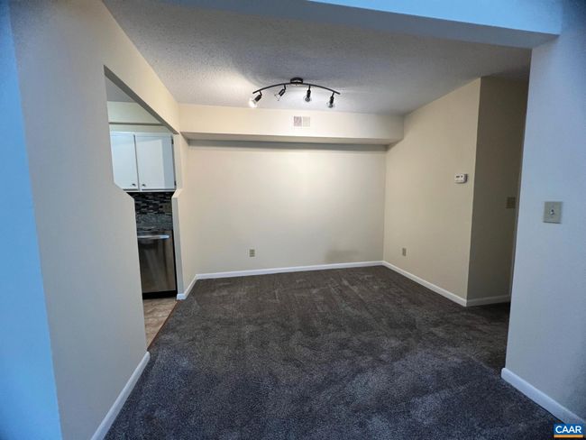 APT-12 - 125 Turtle Creek Rd, Condo with 2 bedrooms, 2 bathrooms and null parking in CHARLOTTESVILLE VA | Image 5