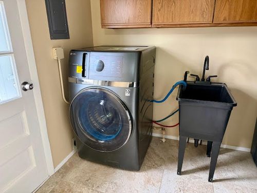 1811 W Main St, Sleepy Hollow, IL, 60118-2080 | Card Image