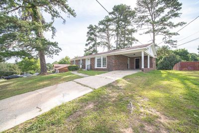 944 Bunker Hill Road, House other with 3 bedrooms, 2 bathrooms and 1 parking in Columbus GA | Image 2