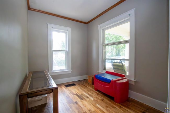 1193 Sw Jewell Ave, House other with 4 bedrooms, 2 bathrooms and null parking in Topeka KS | Image 8