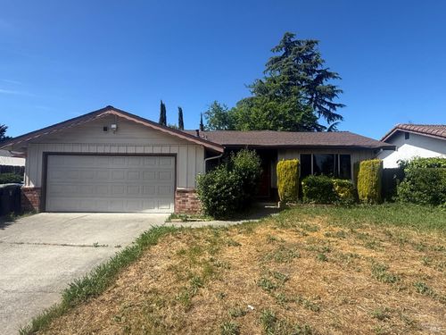 2051 Barbour Dr, Fairfield, CA, 94534-3003 | Card Image