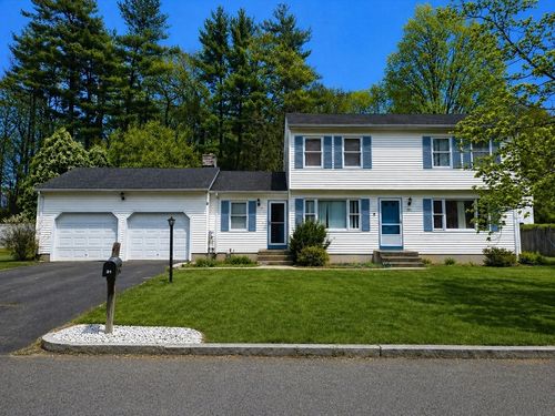 21 Ryan Cir, Springfield, MA, 01118-1800 | Card Image