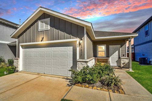 17826 Juneberry Seed St, Hockley, TX, 77447-2353 | Card Image