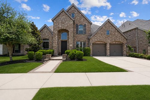 19719 Raccoon Hollow Way, Cypress, TX, 77433-7324 | Card Image