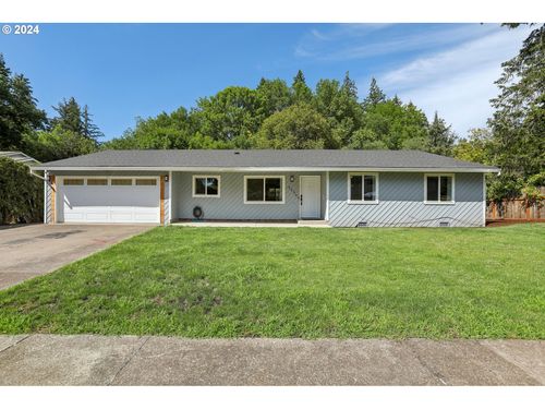 553 Ne Buena Vista St, Hillsboro, OR, 97124-2348 | Card Image