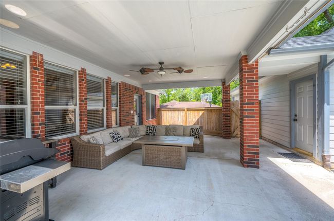 29518 Timber Trail St, House other with 5 bedrooms, 4 bathrooms and 2 parking in Spring TX | Image 39