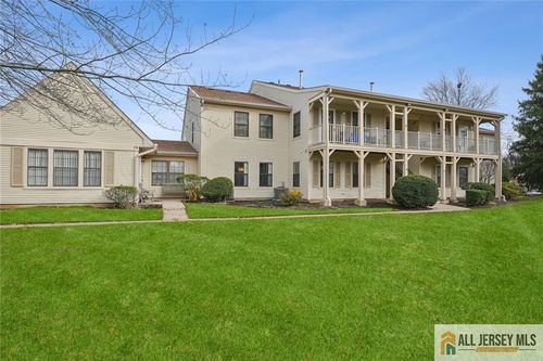 28-28 Wycoff Way E, East Brunswick, NJ, 08816-5628 | Card Image