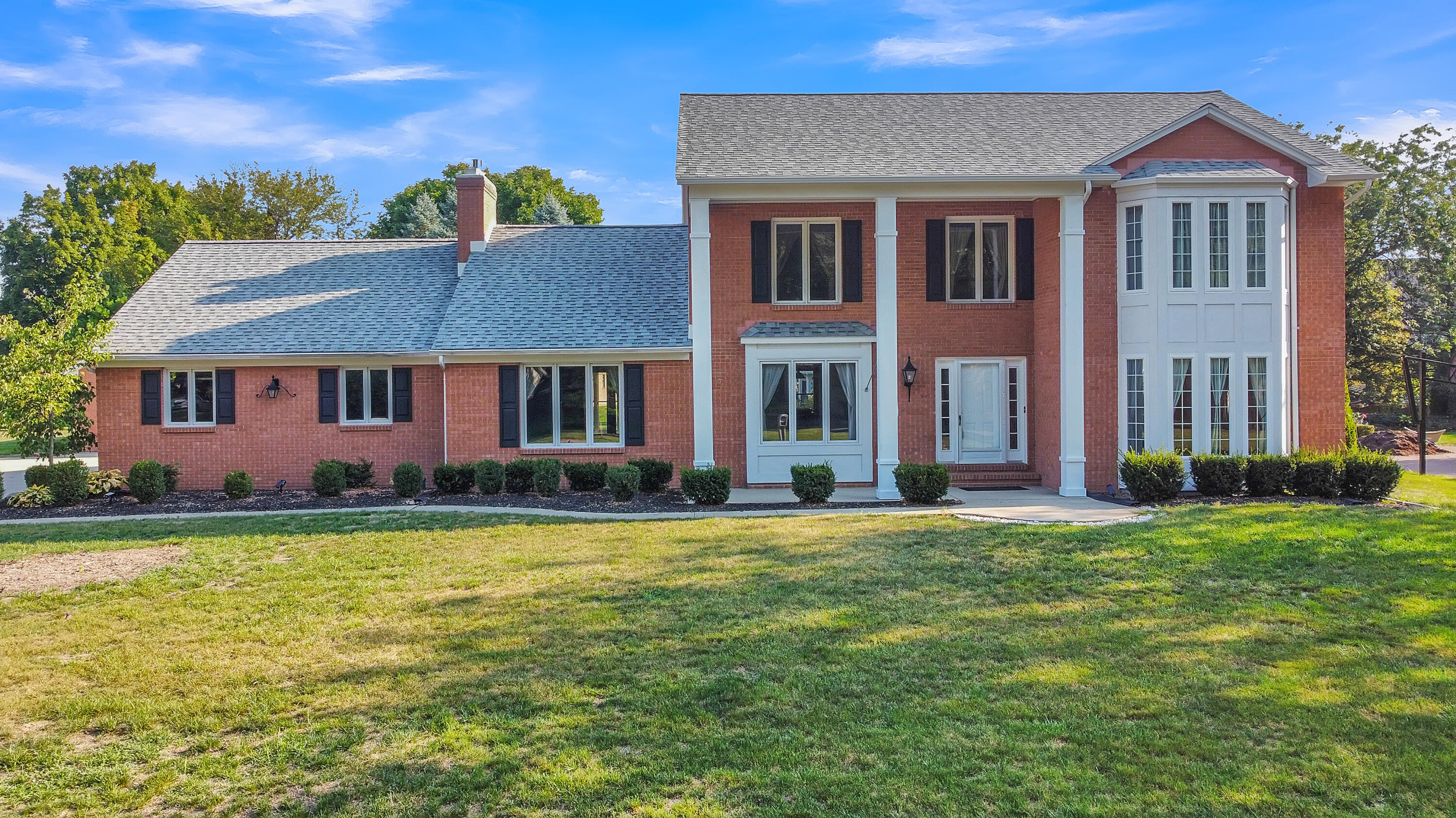 Hickorywood Dr, Troy, OH 45373