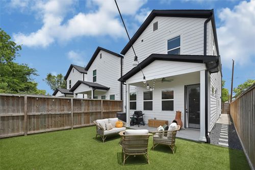 7318 Avenue L, Houston, TX, 77011-2848 | Card Image