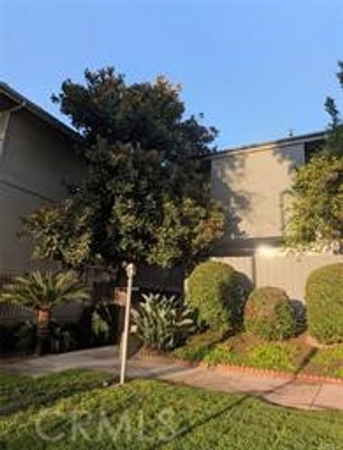 4325 Whitsett Ave, Studio City, CA, 91604-1657 | Card Image