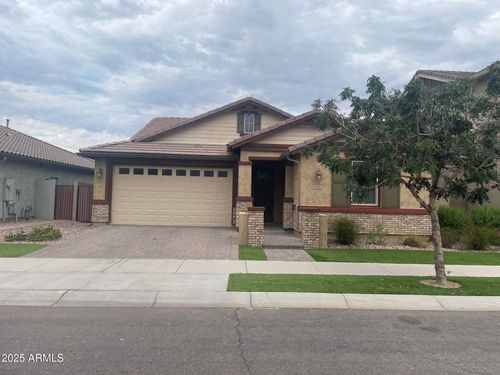 3890 E Perkinsville St, Gilbert, AZ, 85295-3704 | Card Image