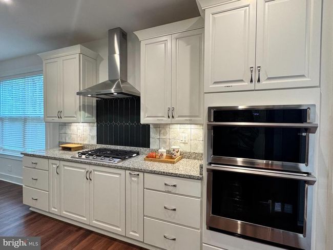 8708 Southrun Ct, Townhouse with 4 bedrooms, 4 bathrooms and null parking in LORTON VA | Image 8