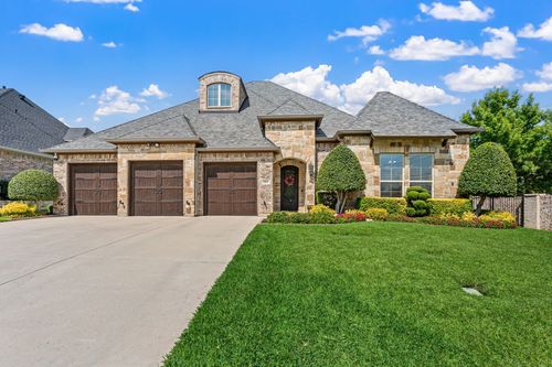 800 Regina Ct, Colleyville, TX, 76034-3159 | Card Image