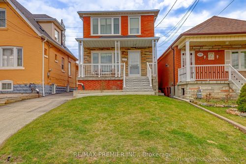 397 Blackthorn Ave, York., ON, M6M3C1 | Card Image