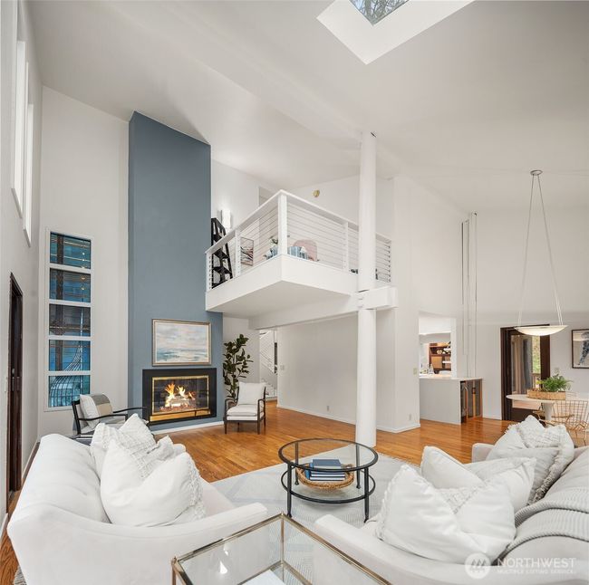 4461 E Mercer Way, House other with 4 bedrooms, 3 bathrooms and null parking in Mercer Island WA | Image 5