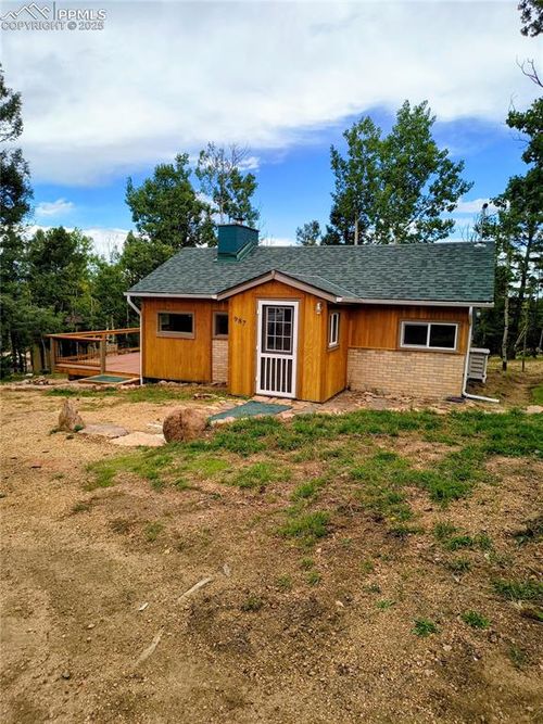 987 Blossom Rd, Woodland Park, CO, 80863-8128 | Card Image