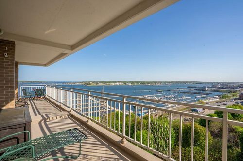 6fandg-45 Eastern Promenade, Portland, ME, 04101-4805 | Card Image