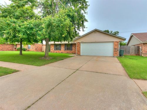 2005 Tracys Terrace, Edmond, OK, 73013 | Card Image